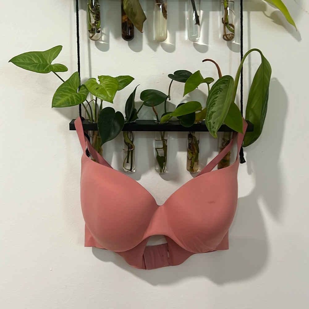 Victoria's Secret Bra 34D (36C Sister Size)